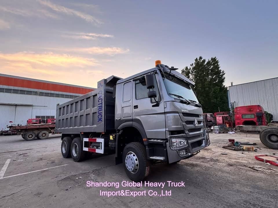 HOWO bekas truk dump Sinotruck 6*4 Tipper Dumper Harga pabrik 10 roda