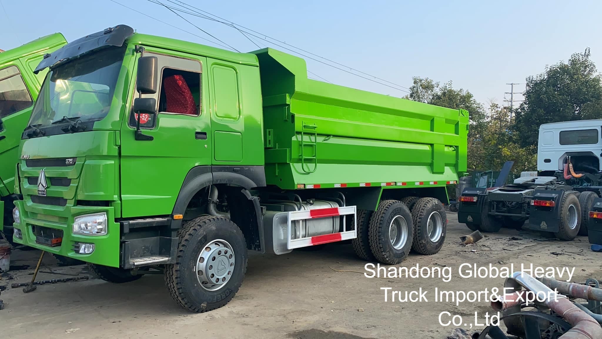 Sinotruk HOWO bekas 6X4/8X4 A7/T7 10/12 Wheeler 371hp 18-25cbm Heavy Duty Tipper Dump Truck