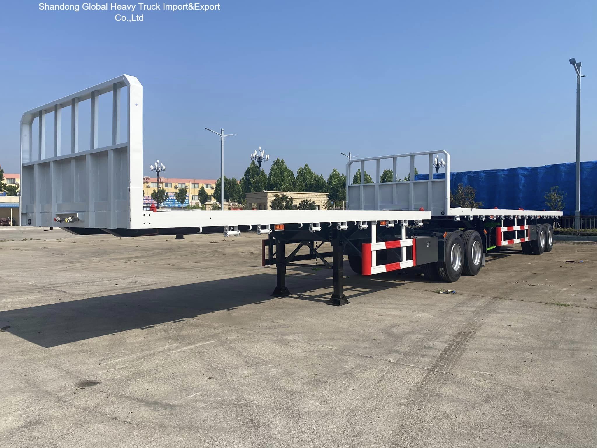 Semi Trailer Lowbed 3 Gandar 40FT 60T Tugas Berat untuk Konstruksi