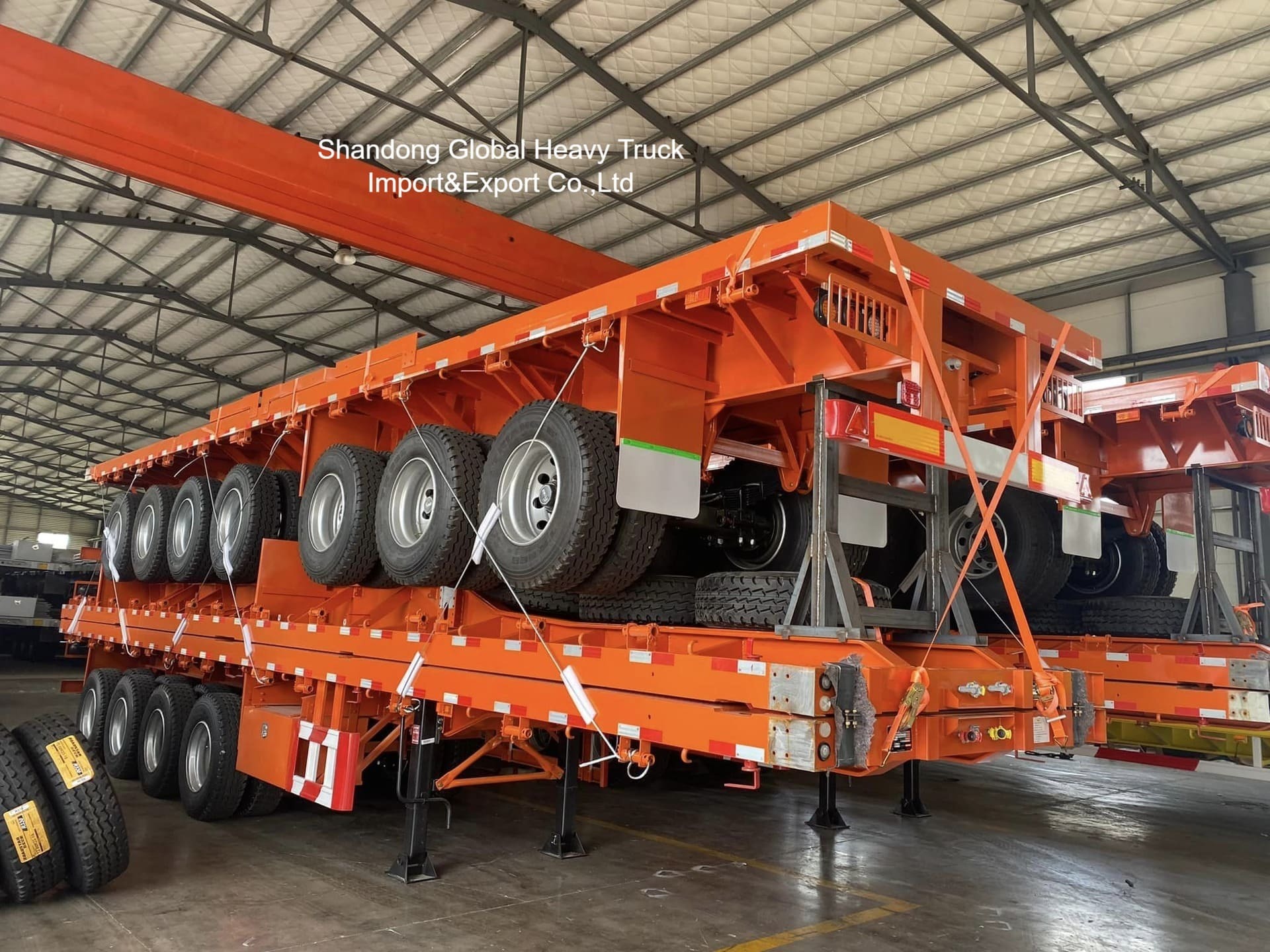 3 poros 60t Low Loader Semi Trailer untuk Pengangkutan Kargo Berat