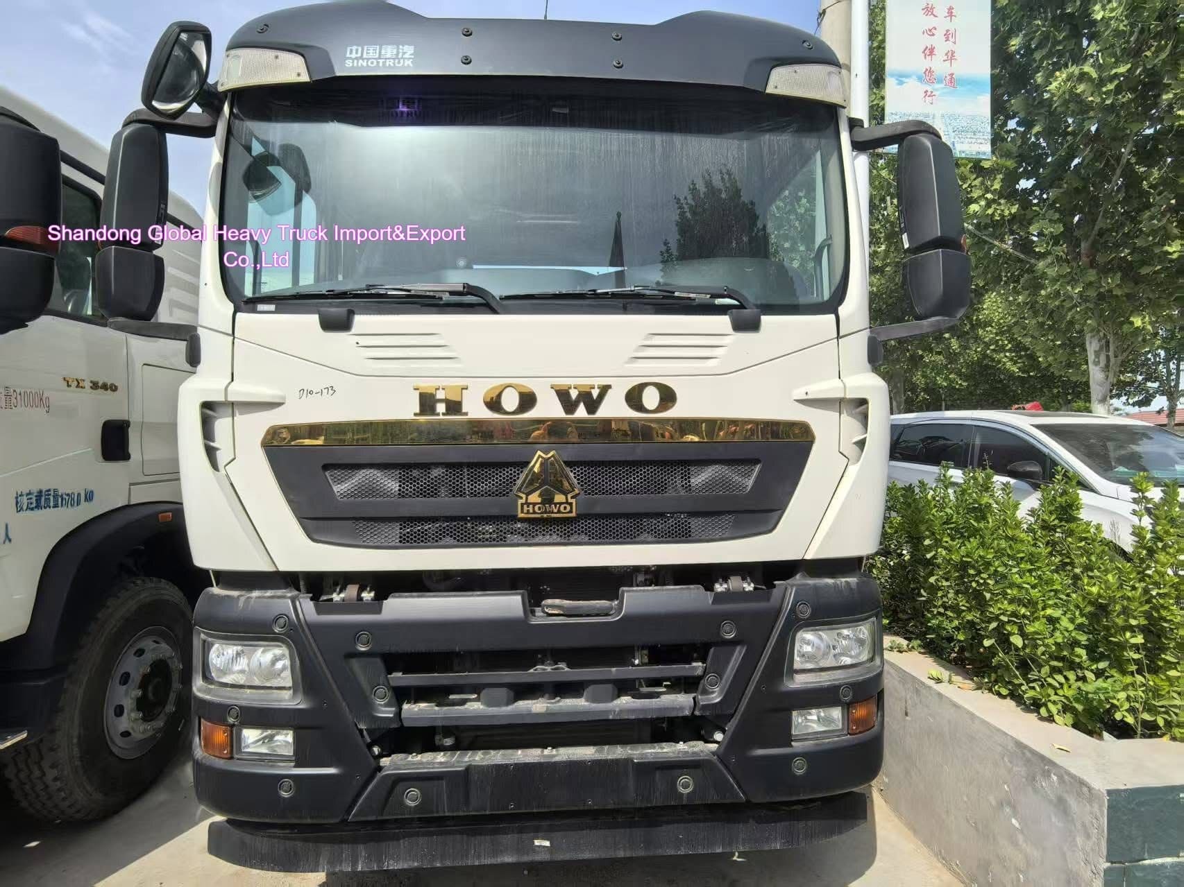 Truk Mixer Beton 6×4 SDEC 12m³ untuk Proyek Konstruksi