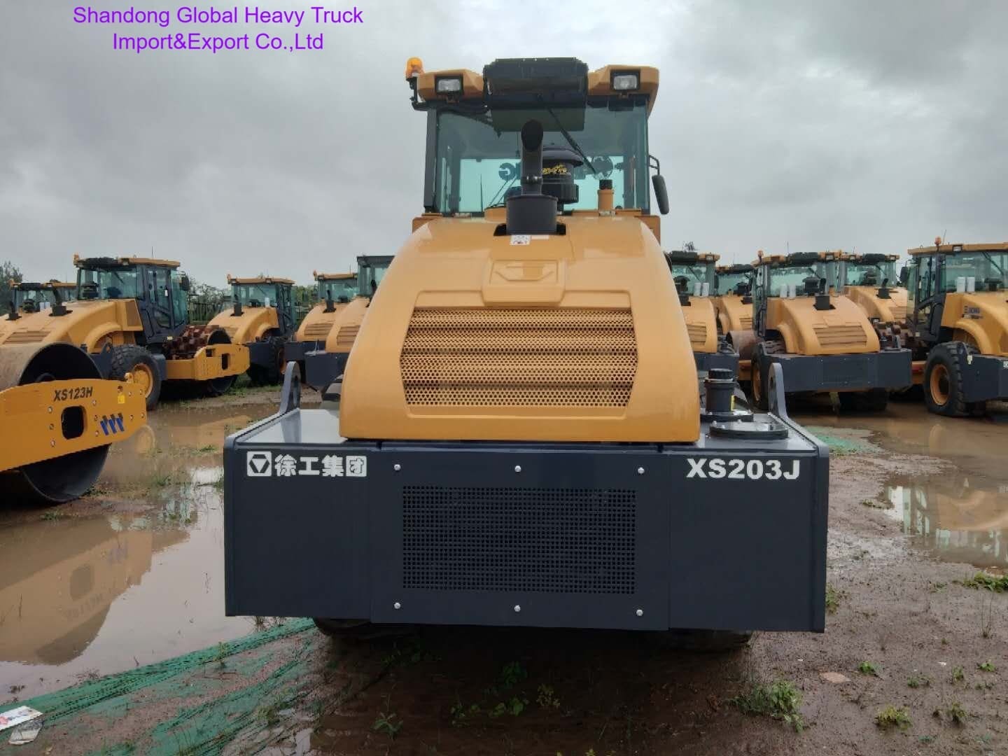 Harga XCMG Used Vibratory Road Roller Xs203j Ban Road Roller (lebih banyak model yang dijual)