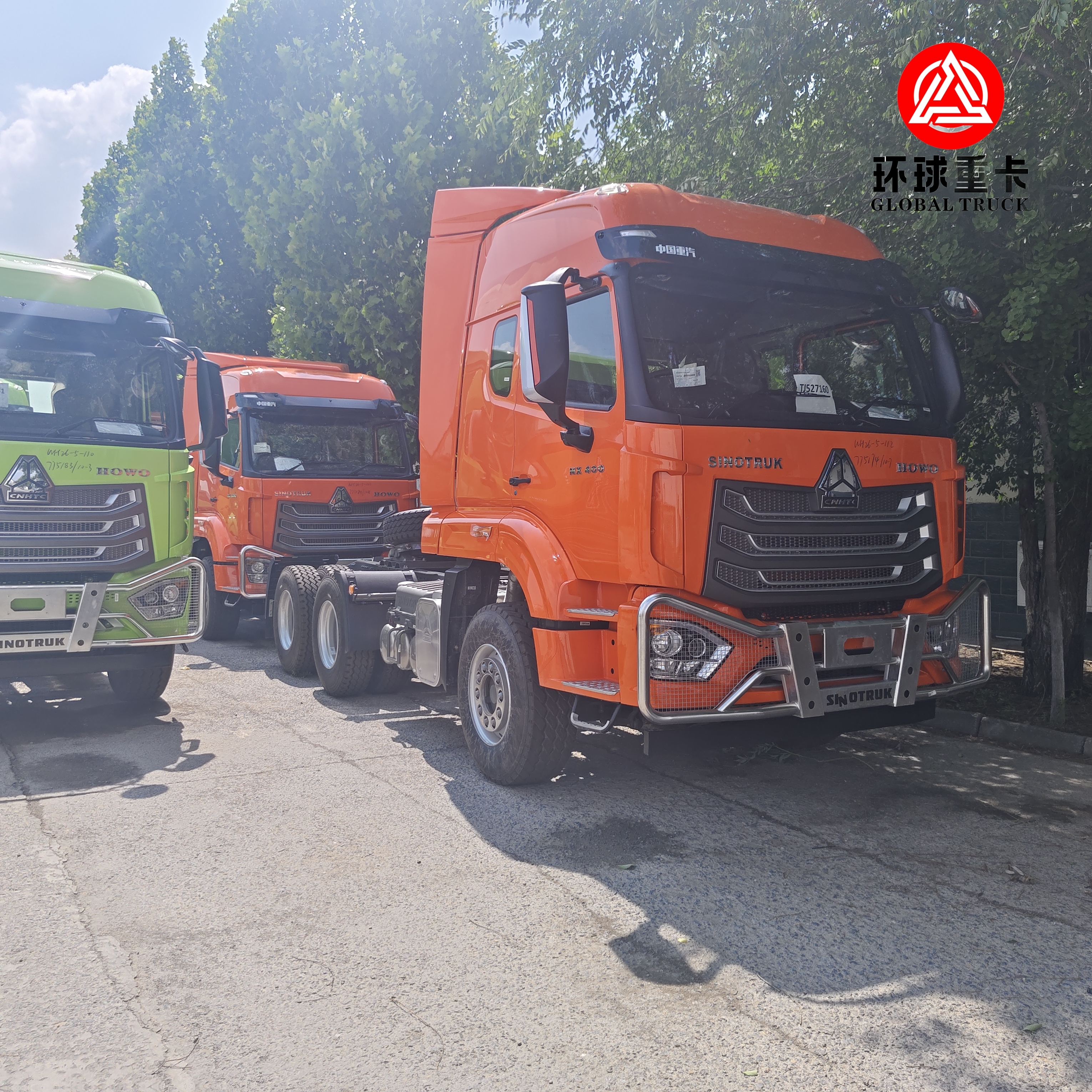 Brand New Sinotruk HOWO NX 400HP 6x4 Heavy Duty Traktor Truk Prime Mover untuk Pengangkutan Barang Internasional