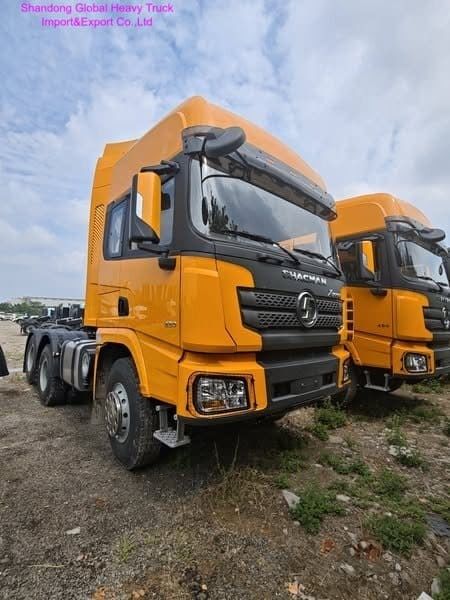 SHACMAN F3000 6×4 Tractor Truck in operation